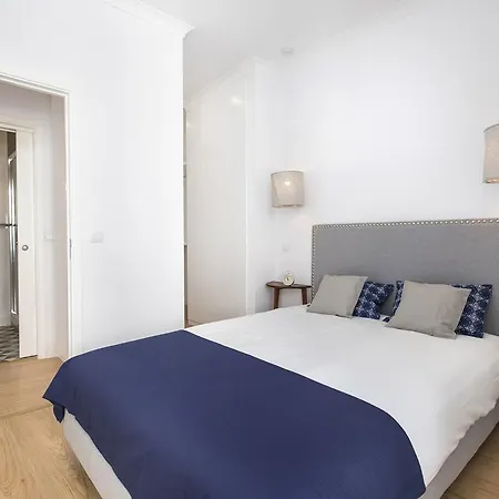 Lovelystay - Charming Flat In The Heart Of Bica * リスボン